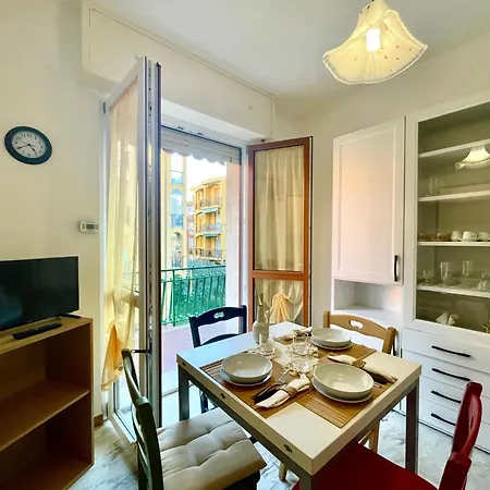 800m From The Sea, With Balcony Pietra Ligure